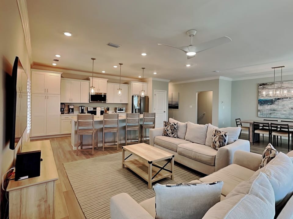 Living Area - Comfortable Seating - Second Floor