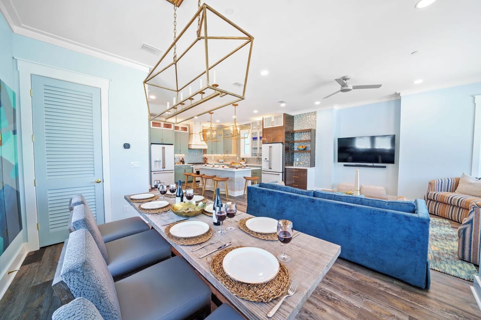 2nd Floor Dining Area