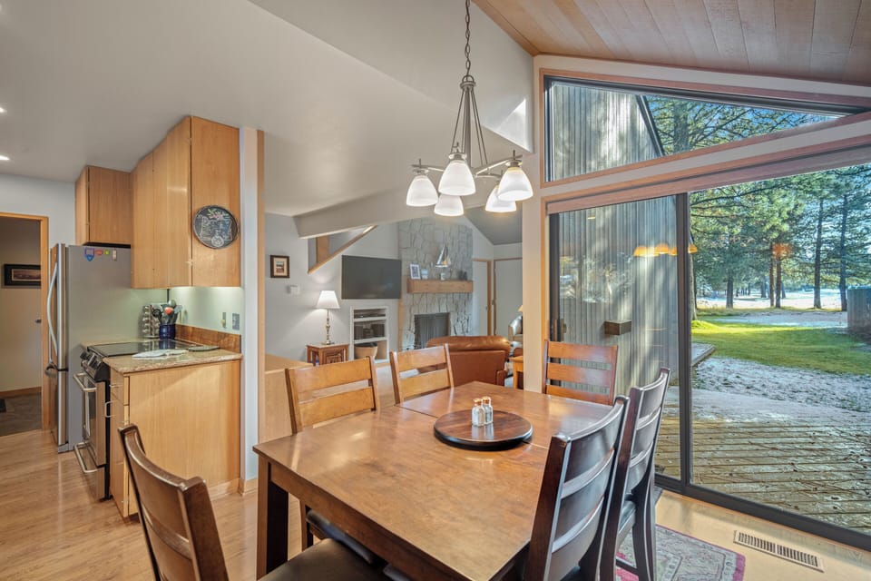 76 Meadow House-11