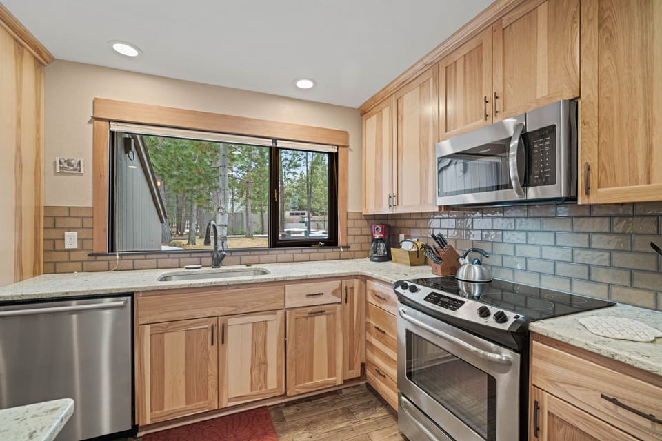 26 Meadow House-10