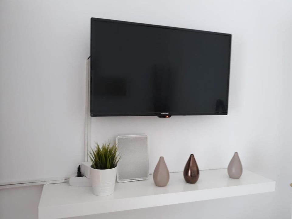 City Studio | Iron/ironing board, WiFi (free), individually decorated