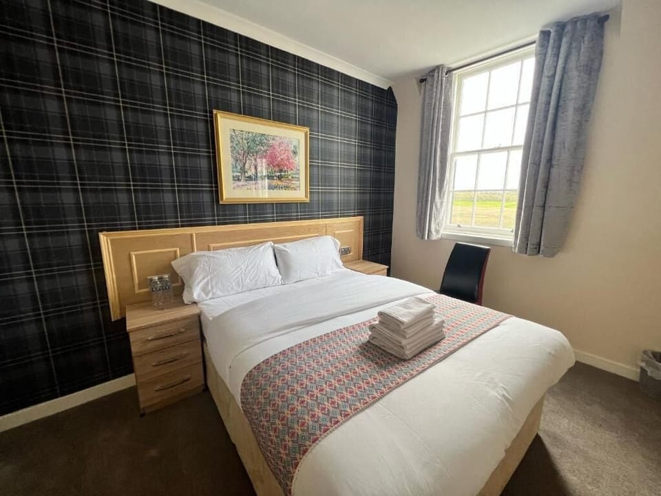 Deluxe Double Room | Free WiFi, bed sheets