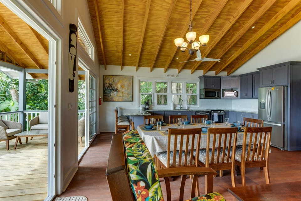 Inside/Outside Living