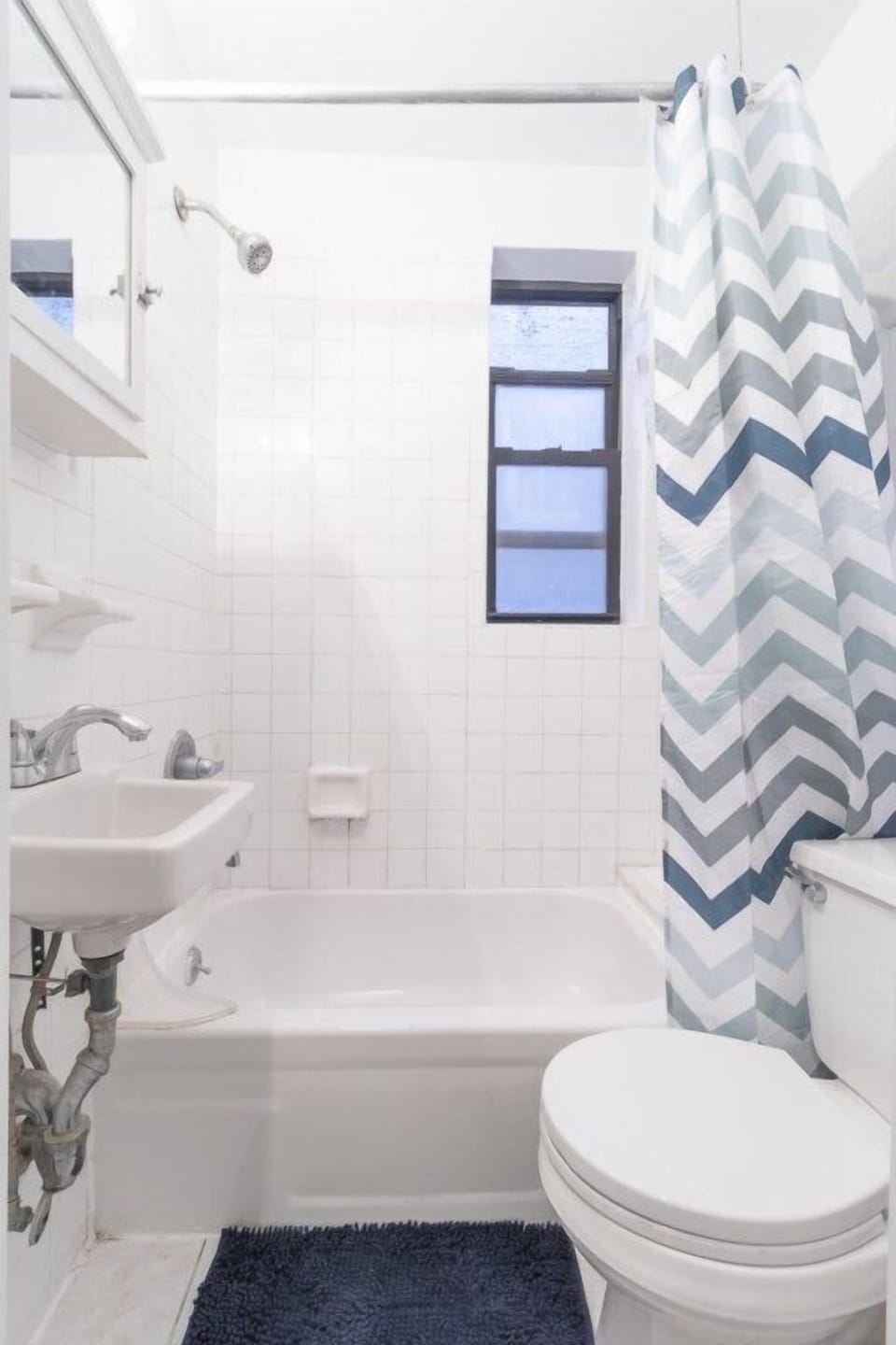 5-Bathroom(1)