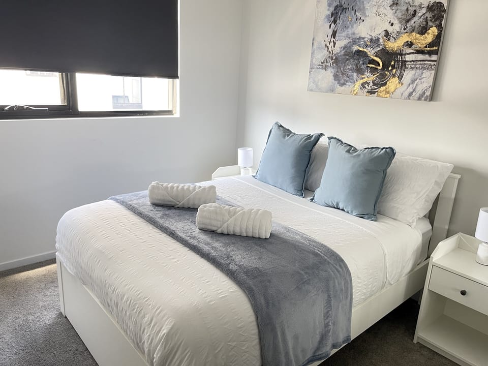 Bedroom 2 - Large double bed 