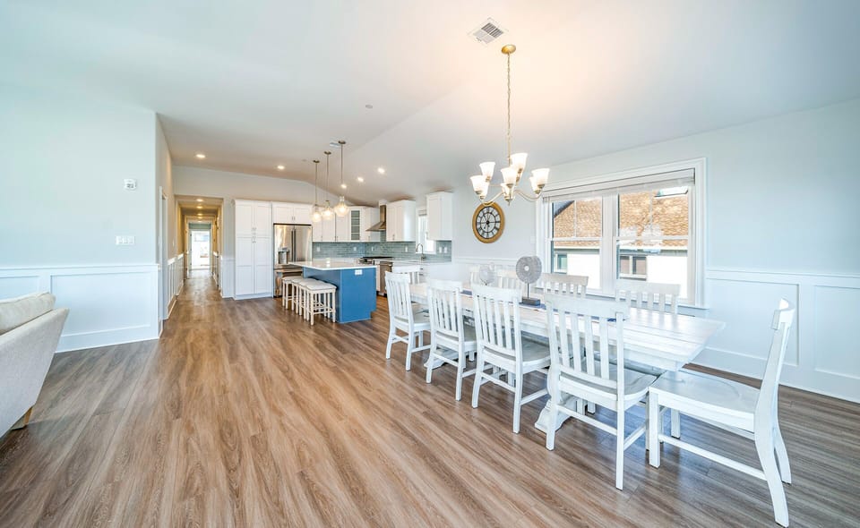 Spacious dining area which can seat up to 10 people