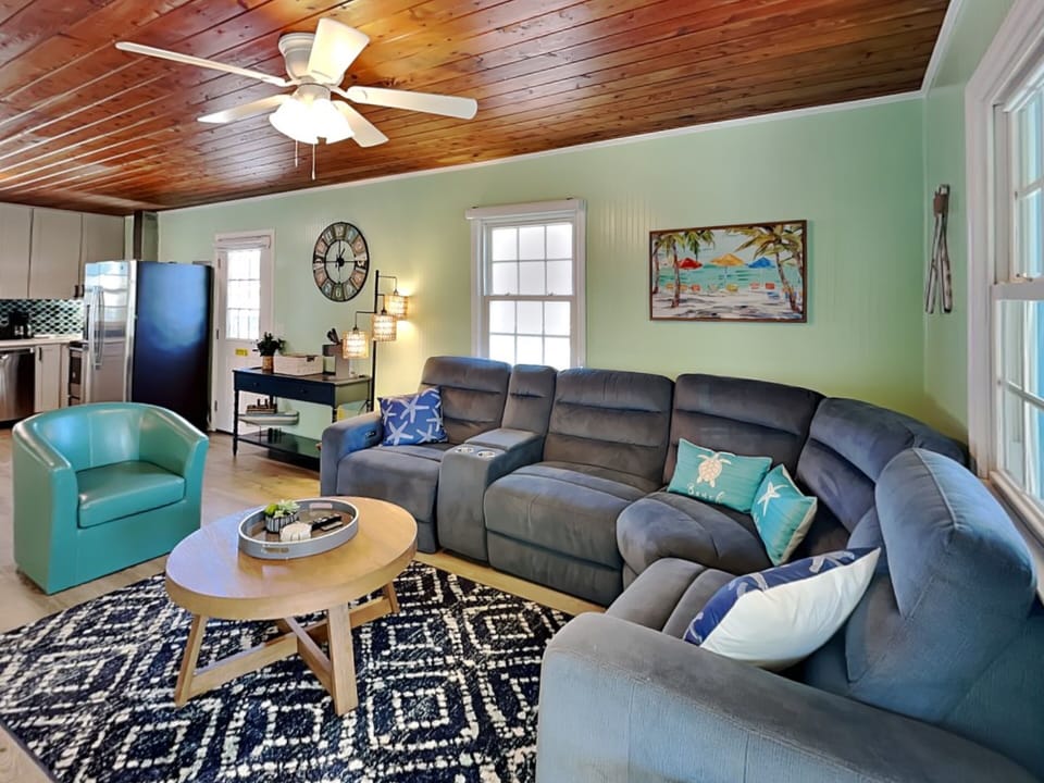 Living Area - Open Concept Entertainment Area, TV