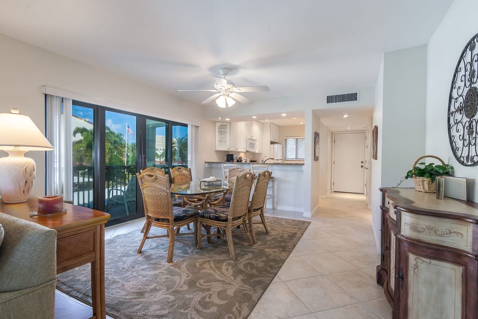 1-209 Dining Room