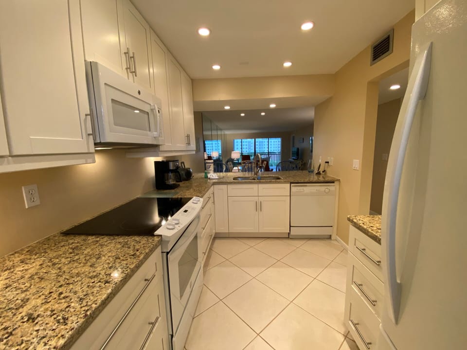 1-308 Kitchen
