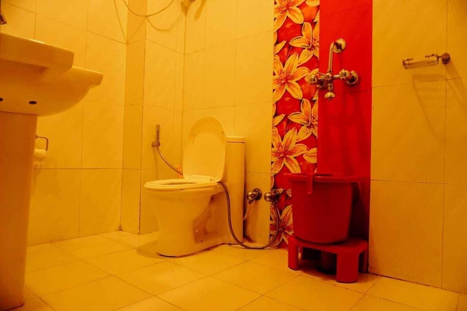 Superior Double Room, 1 Bedroom, Accessible, Mountain View | Desk, laptop workspace, soundproofing, iron/ironing board