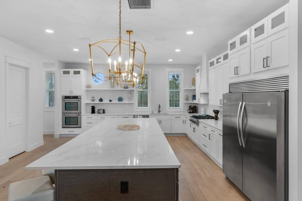Well appointed open concept kitchen with expansive island!