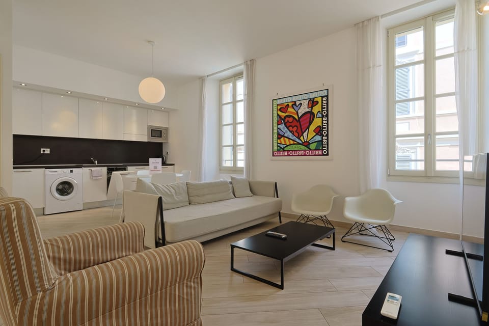 2D Tony Allard Apartment in Cannes