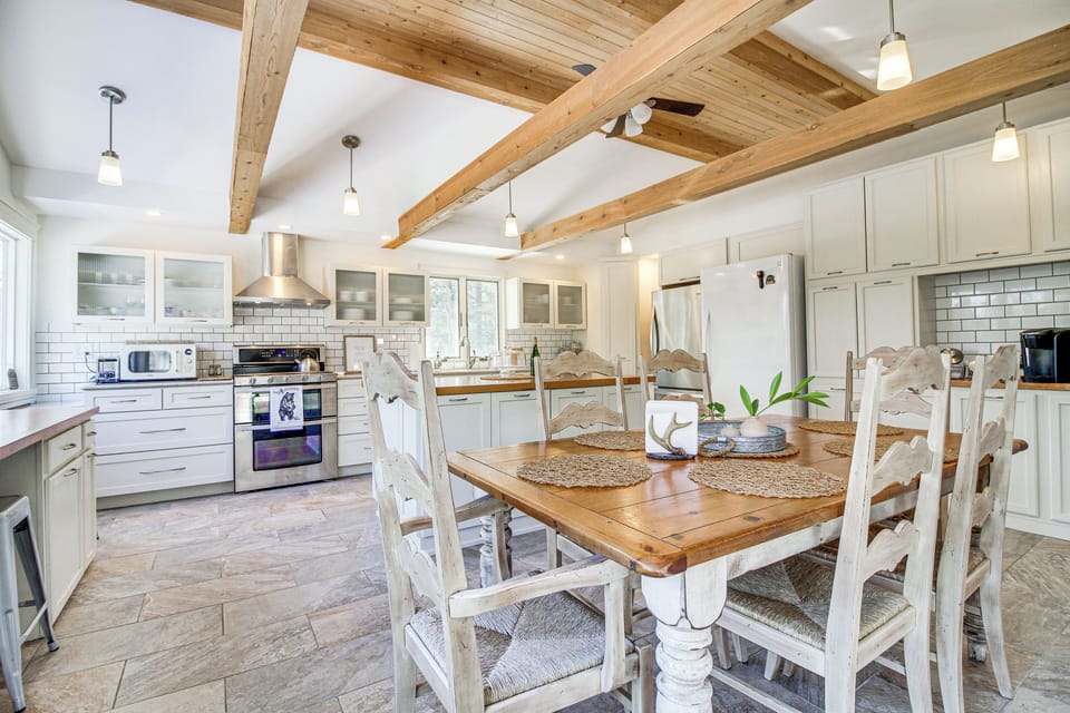House (4 Bedrooms) | Interior