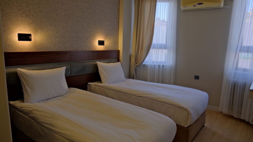 Standard Twin Room | Premium bedding, down comforters, soundproofing