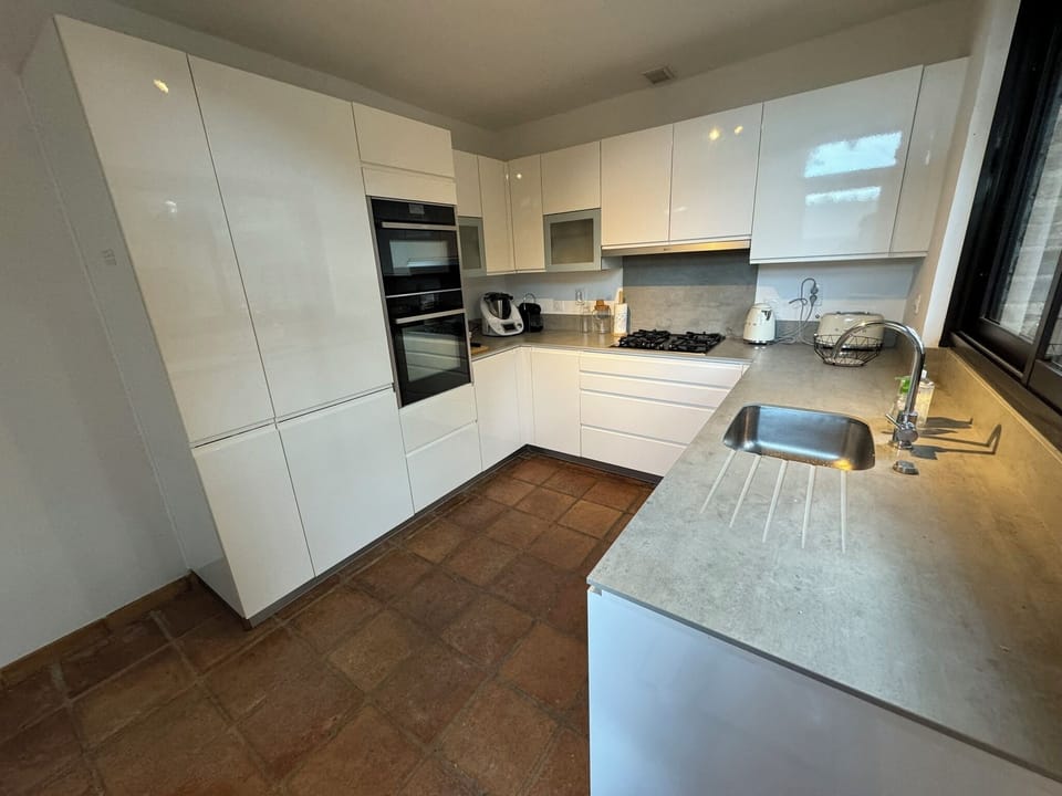 Equipped kitchen