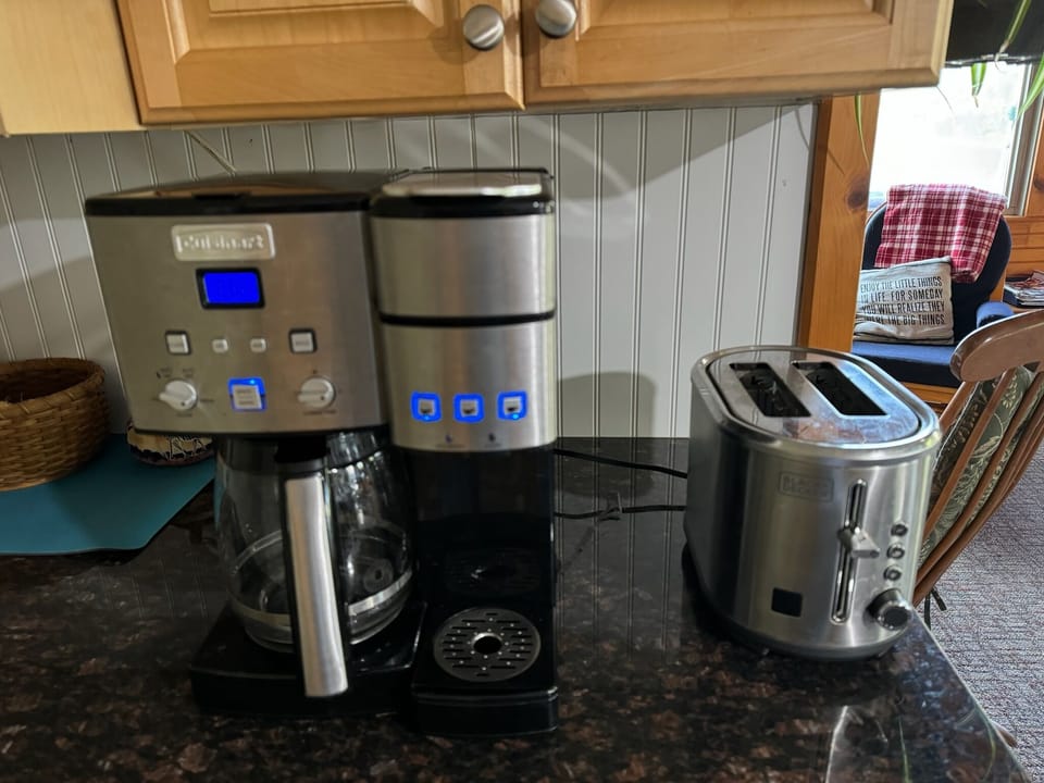Combination coffee maker and keurig..
