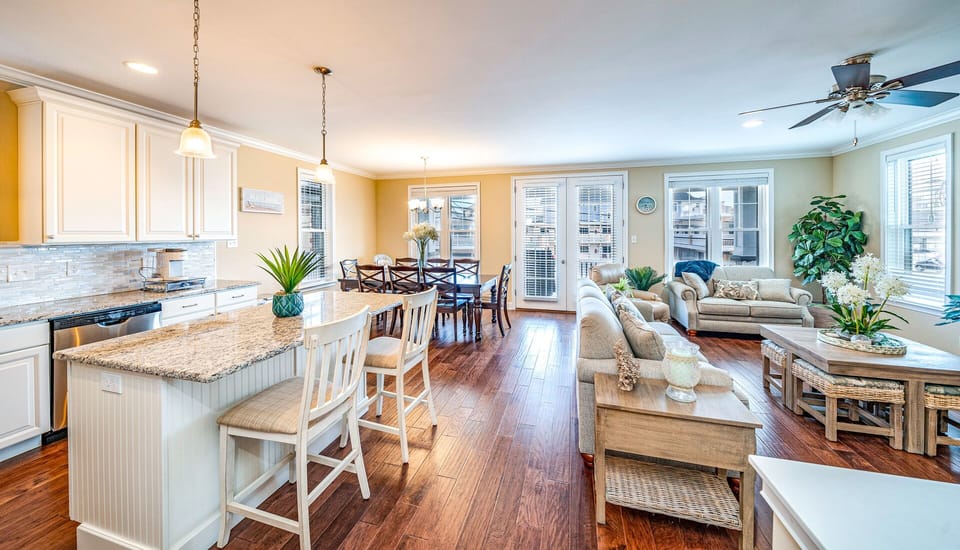 Open-concept living with seating for 10