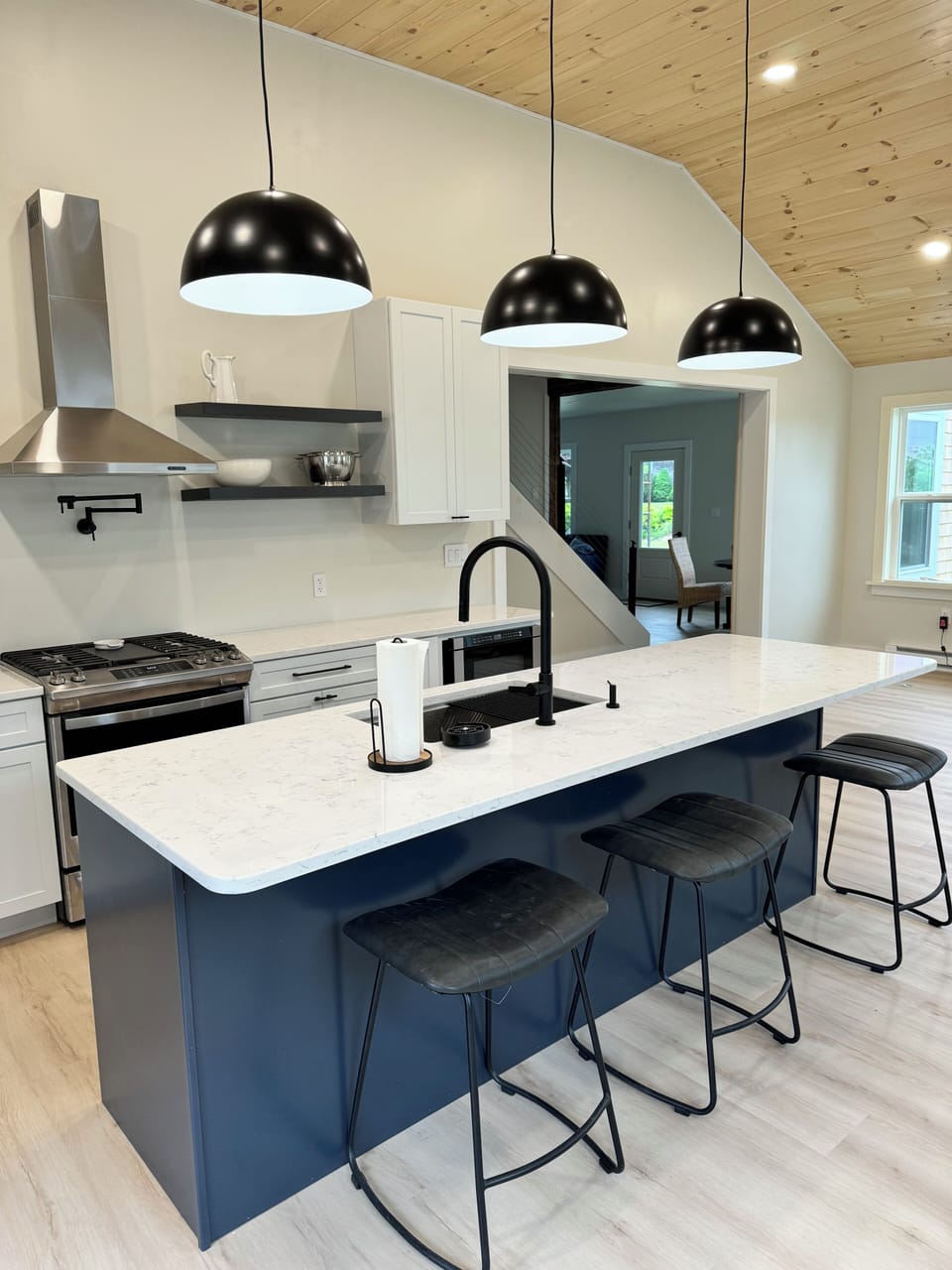 Large kitchen for entertaining