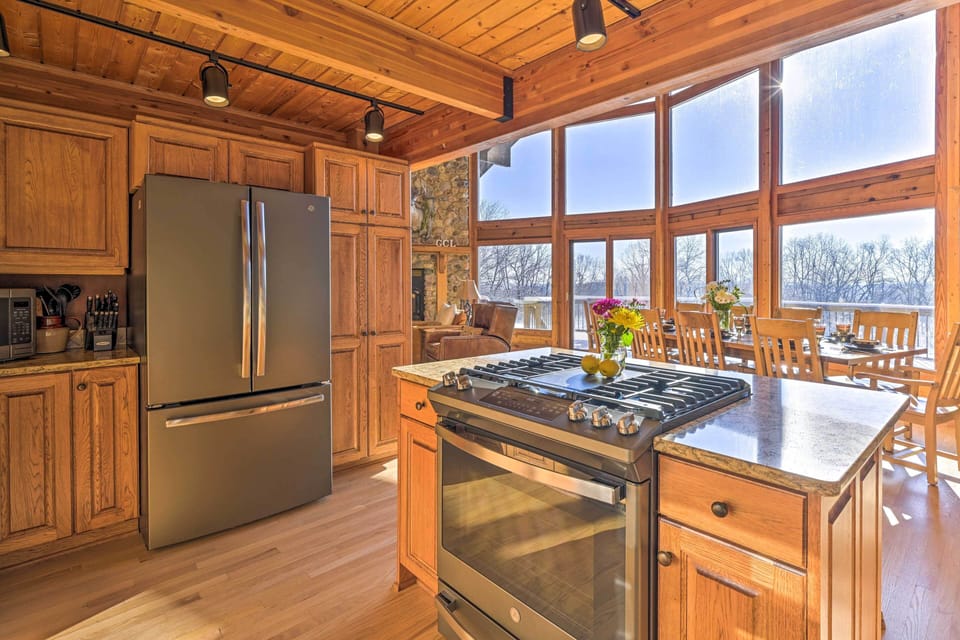 Kitchen | Gas Stove | Refrigerator | Freezer