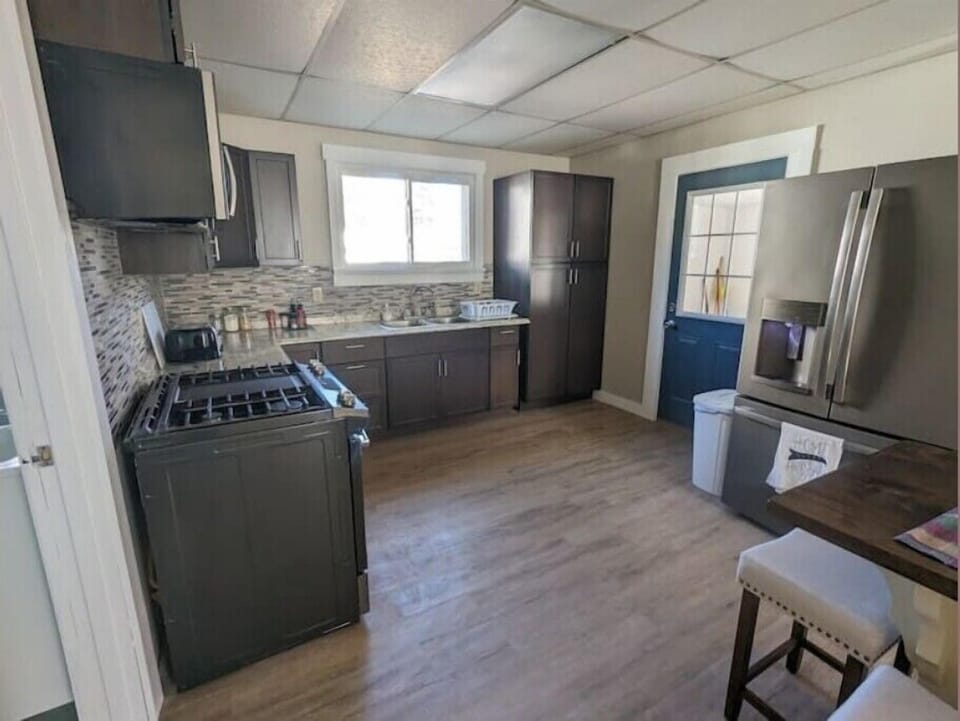 Full size appliances