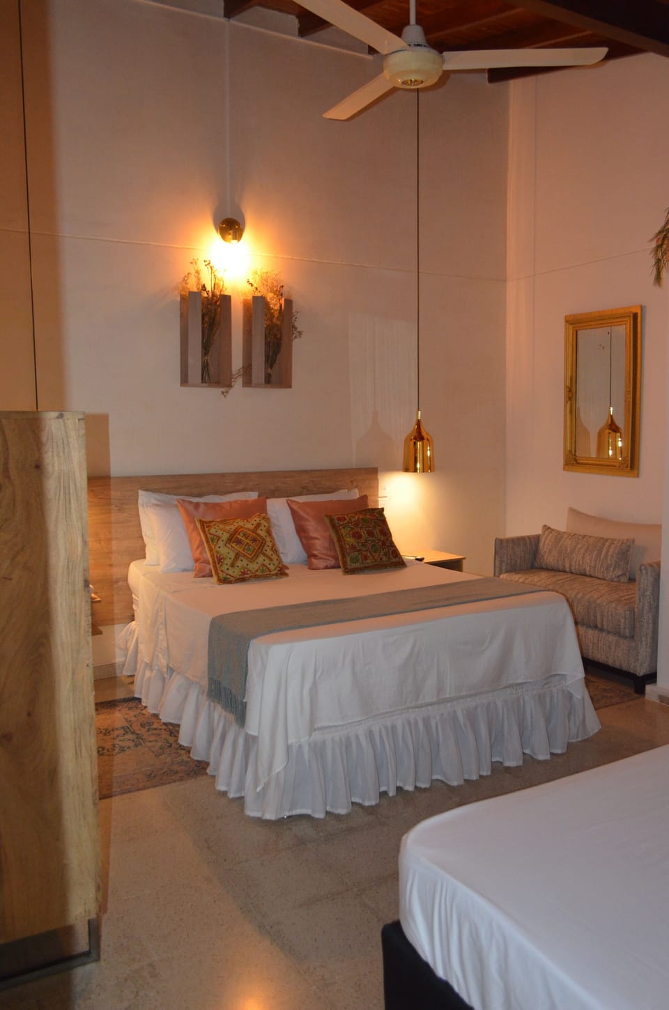 Standard Room | Free WiFi
