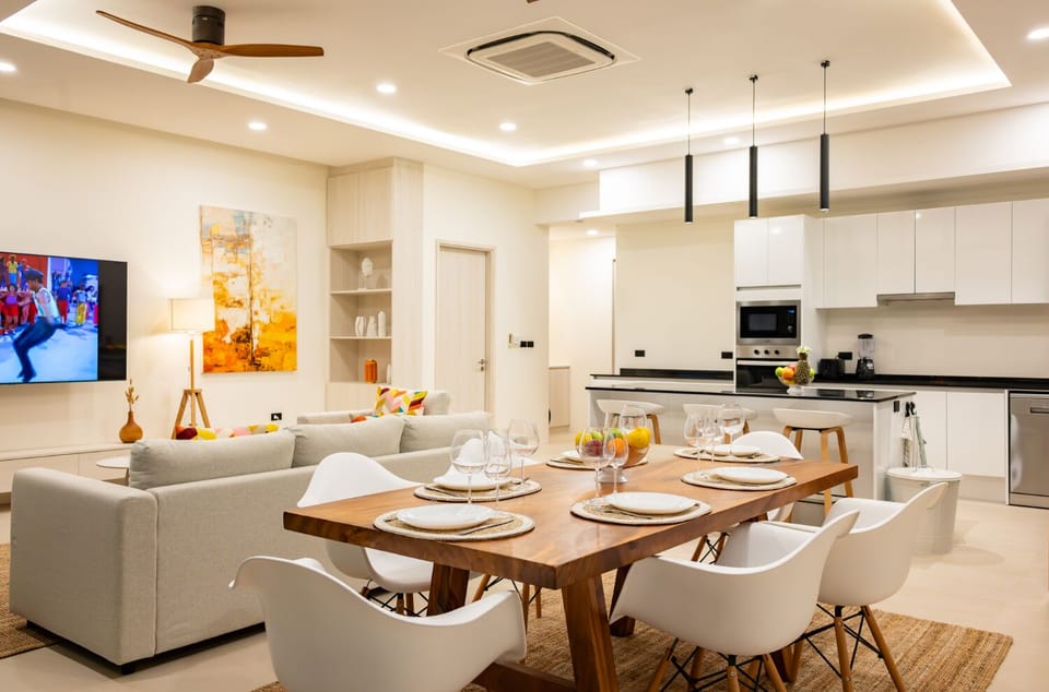 Exclusive Villa | Living area | 55-inch Smart TV with digital channels