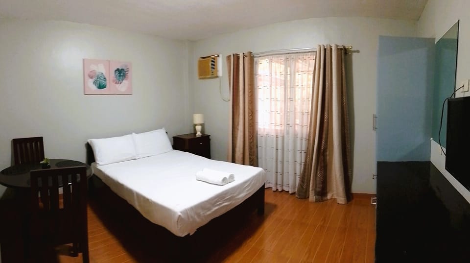 Double Room | Free WiFi, bed sheets