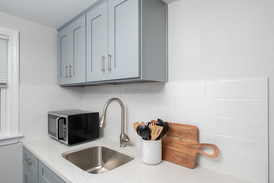 Small in size, big on function. Our fully equipped kitchen features space-saving appliances and all the essentials needed to whip up a gourmet meal
