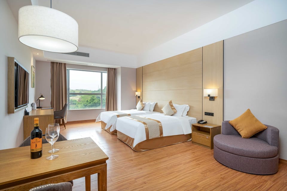 Superior Twin Room | In-room safe, desk, iron/ironing board, free WiFi