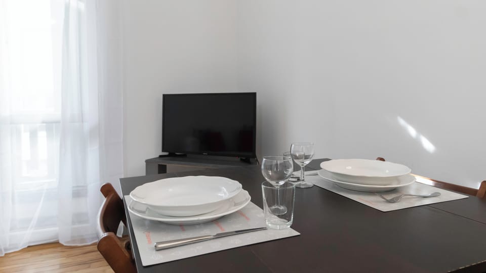 Apartment (1 Bedroom) | Interior