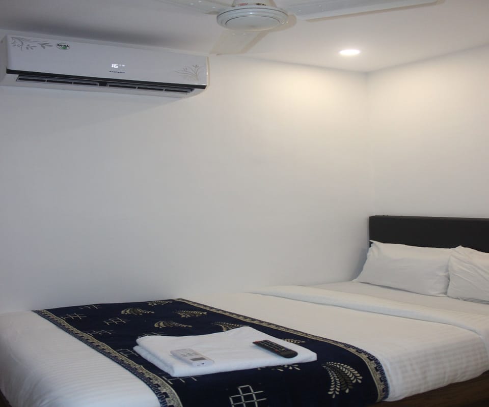 Deluxe Room | Free WiFi