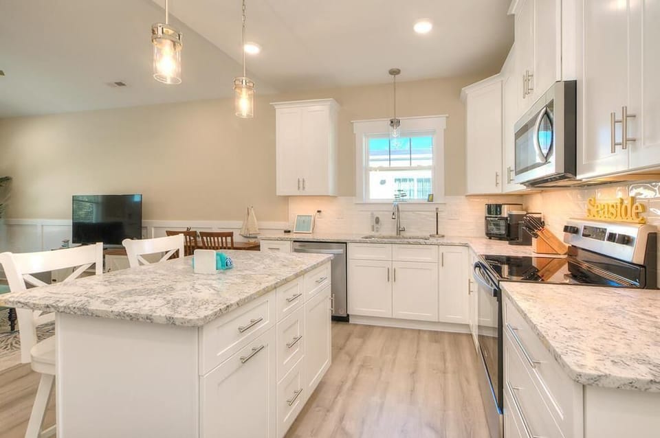 Kitchen
GW 2.10.24