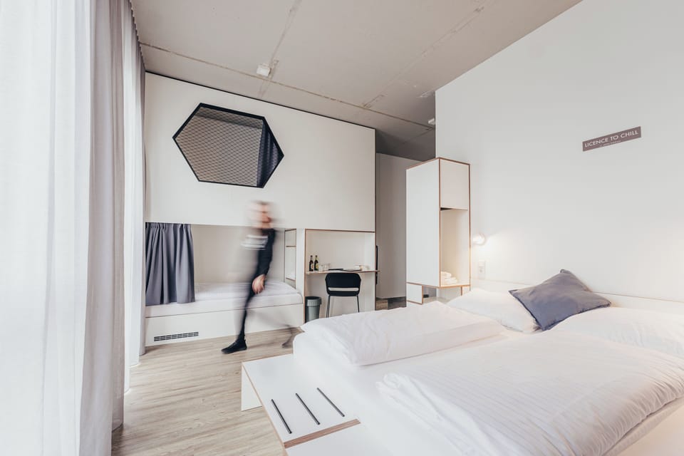 Apartment mit Infrarotkabine | In-room safe, desk, laptop workspace, soundproofing