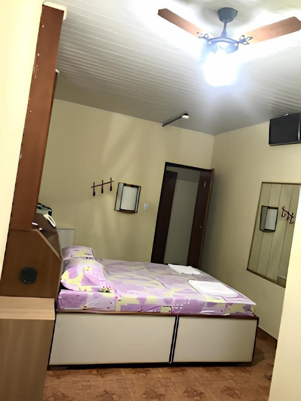 Economy Double Room | Free WiFi, bed sheets