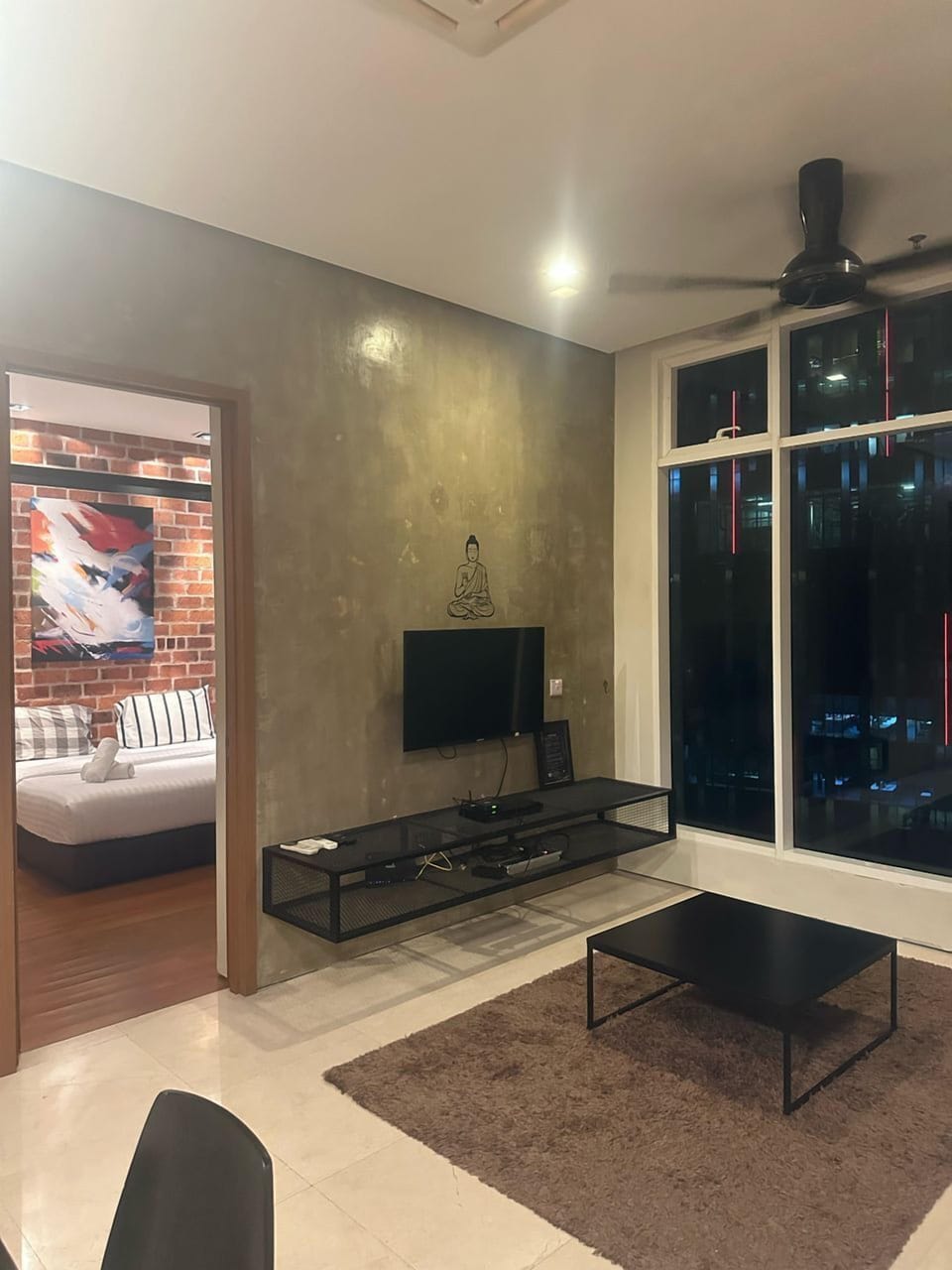 Premium Apartment | Living area | Flat-screen TV