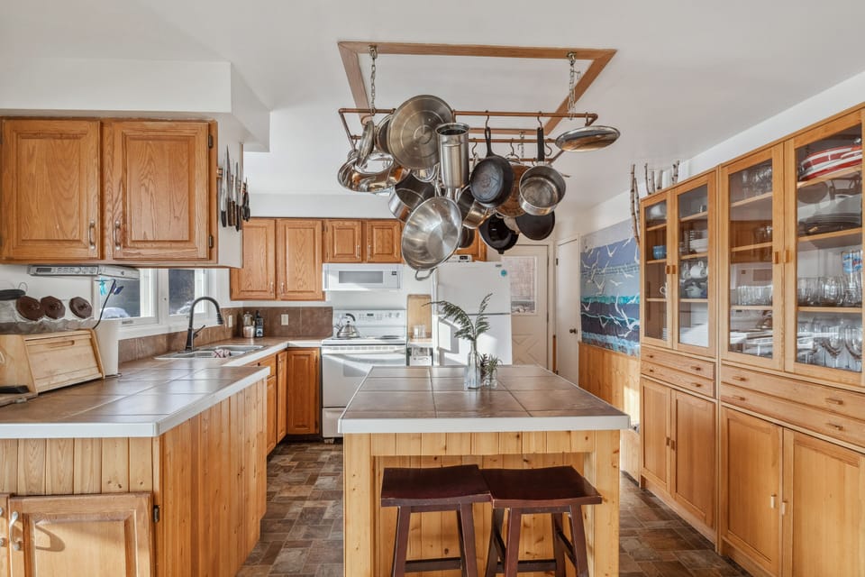 Kitchen and Main Entrance