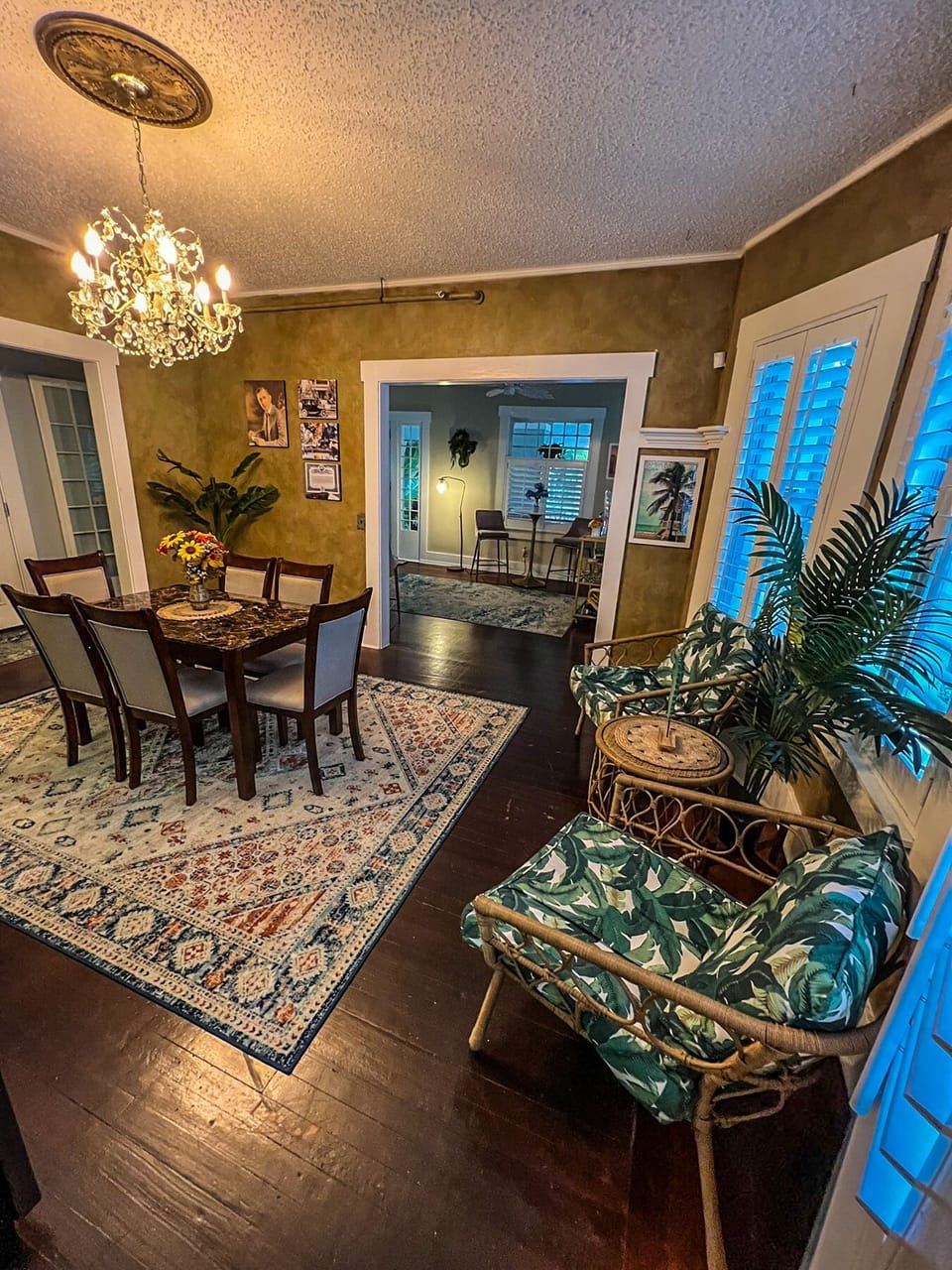 Breakfast area