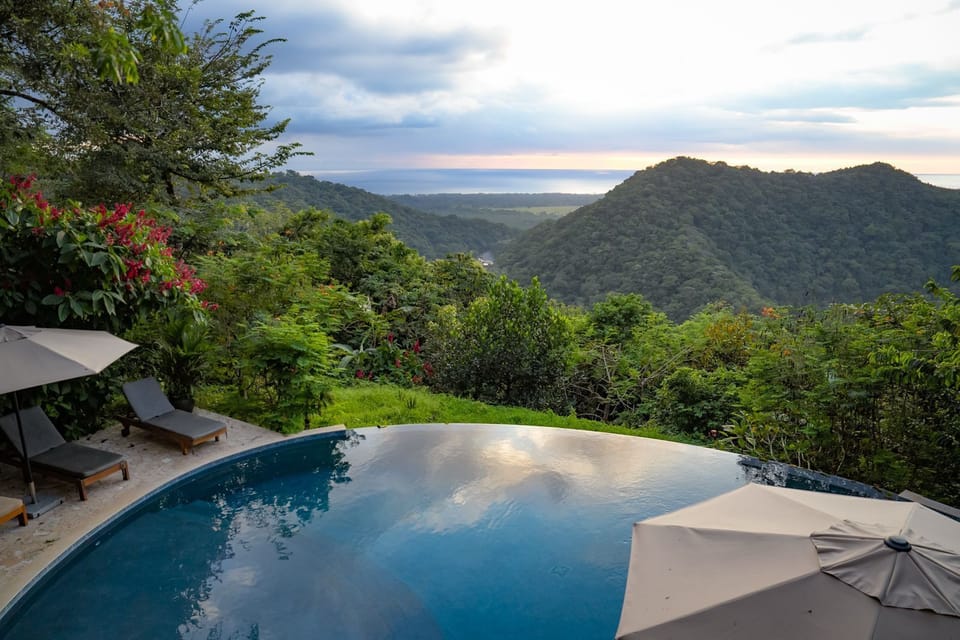 Infinity pool