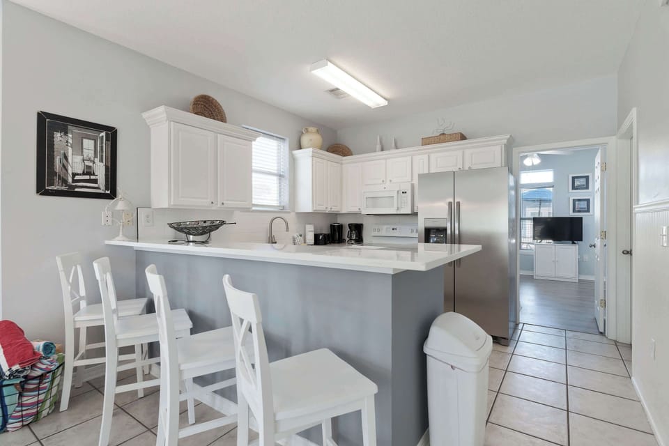 Enjoy sitting at our breakfast bar - with seating for 4!