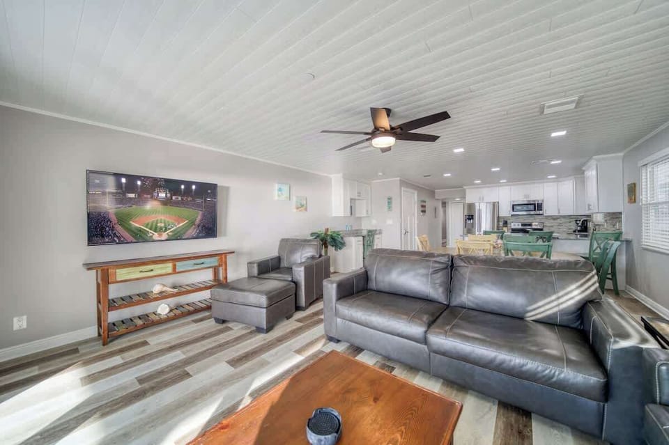 A Living Room Designed for Maximum Relaxation and Enjoyment