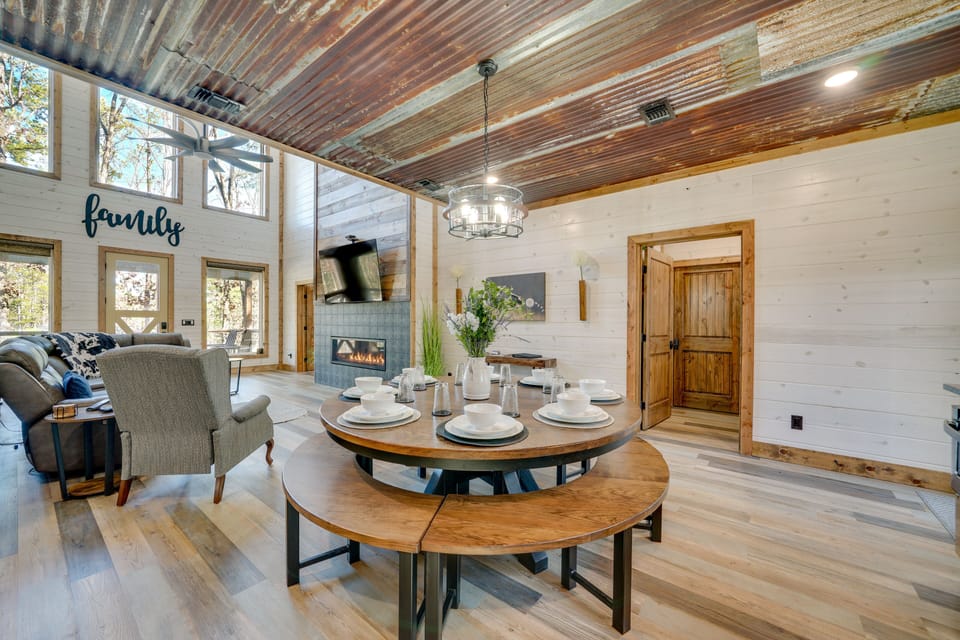 Dining Area | 1st Floor | Dining Table | Dishware/Flatware