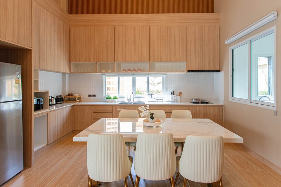Spacious kitchen