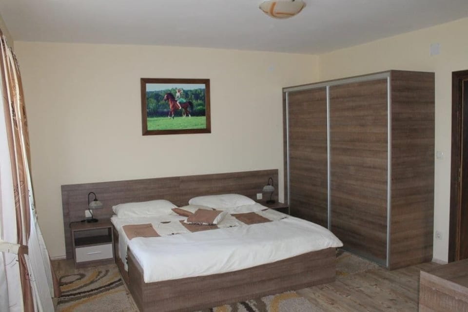 Comfort Room | 1 bedroom, desk, laptop workspace, WiFi (free)