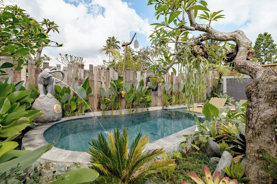 Private pool
