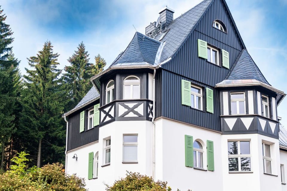 Holiday Home Exterior [summer]