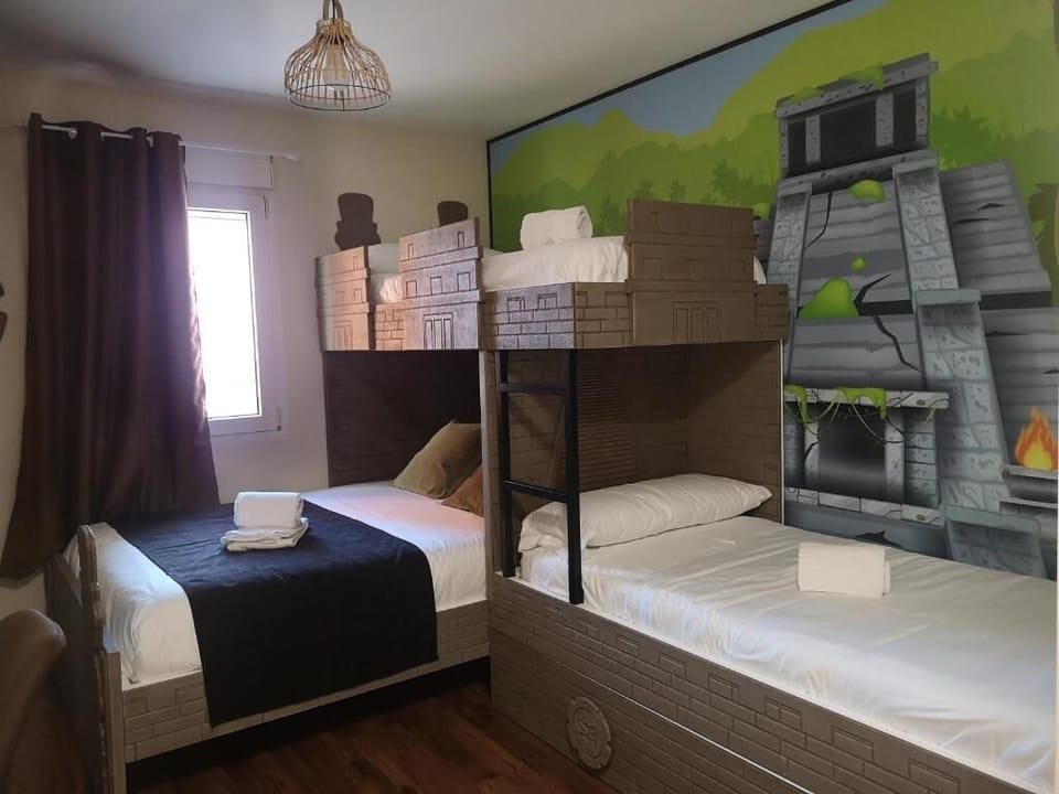 Standard Quadruple Room | Free WiFi