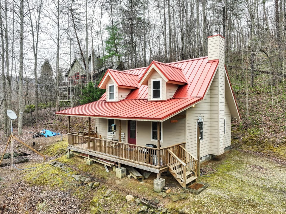 House (2 Bedrooms) | Front of property
