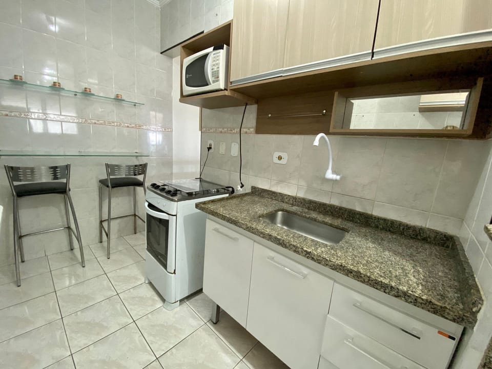 Comfort Apartment | Private kitchen | Fridge, microwave, oven, cookware/dishes/utensils