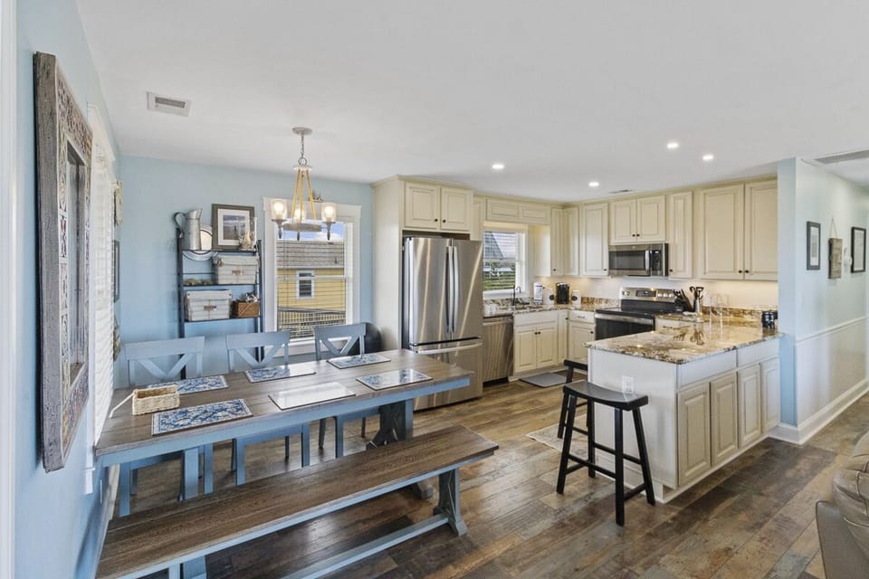 Dining Area and Kitchen