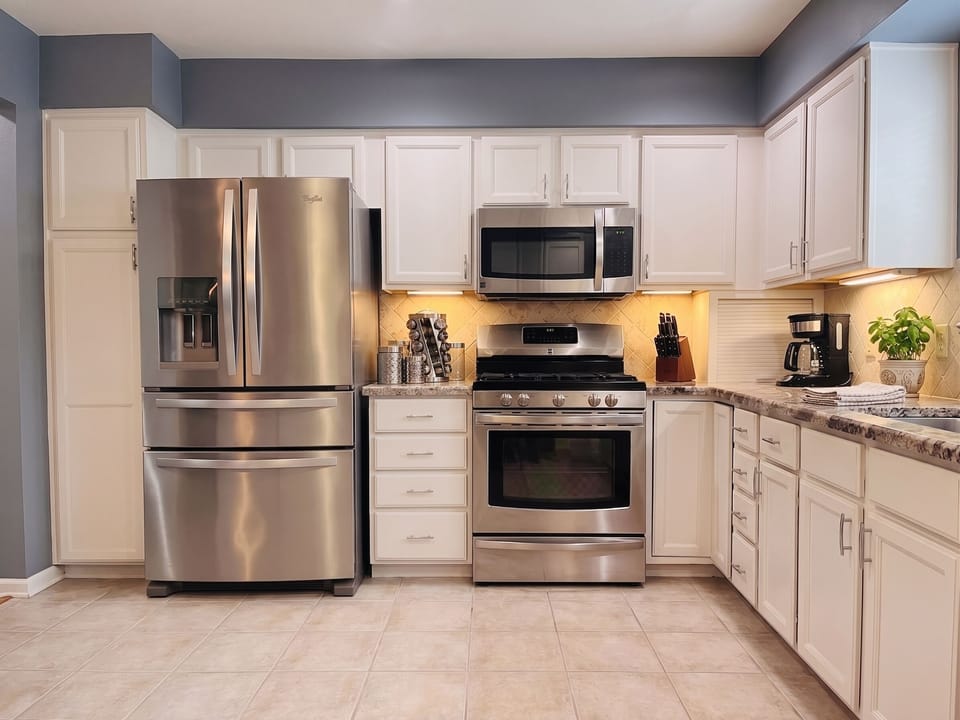 Large fully stocked kitchen